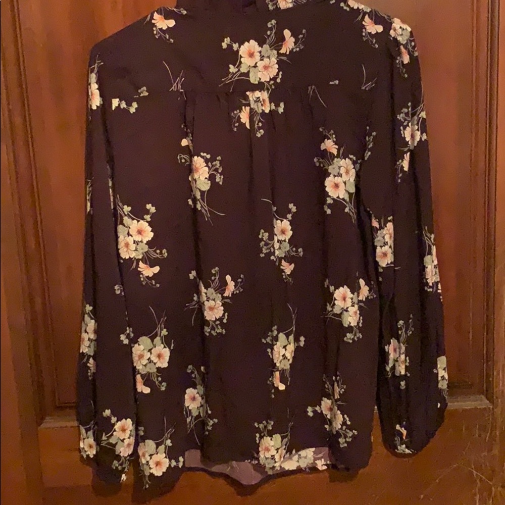 New with Tags Anthropologie Velvet Top Size XS - Picture 5 of 7